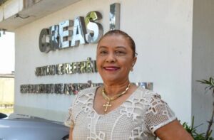 Secretária Francy Pereira